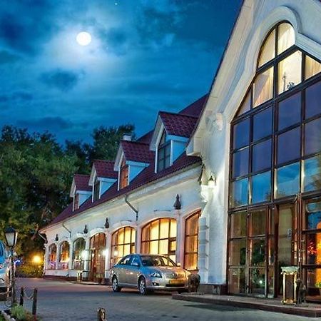 Merey Hotel Karagandy Exteriör bild