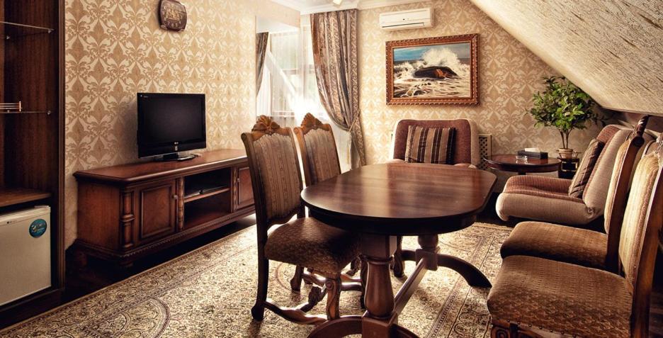 Merey Hotel Karagandy Rum bild