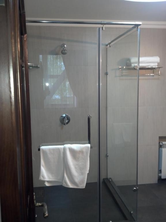 Merey Hotel Karagandy Rum bild